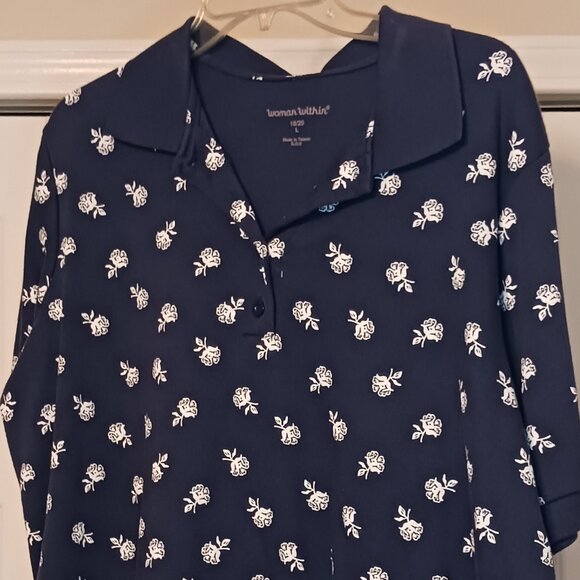 #108 3/$18 - Women Within Blue/White Short Sleeve Top Size L - Picture 4 of 7